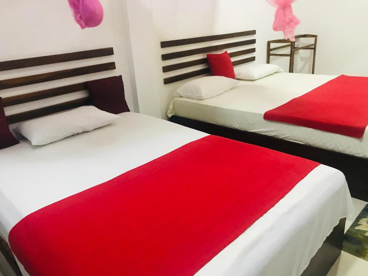 Geethani Tourist Home Polonnâruvâ Extérieur photo