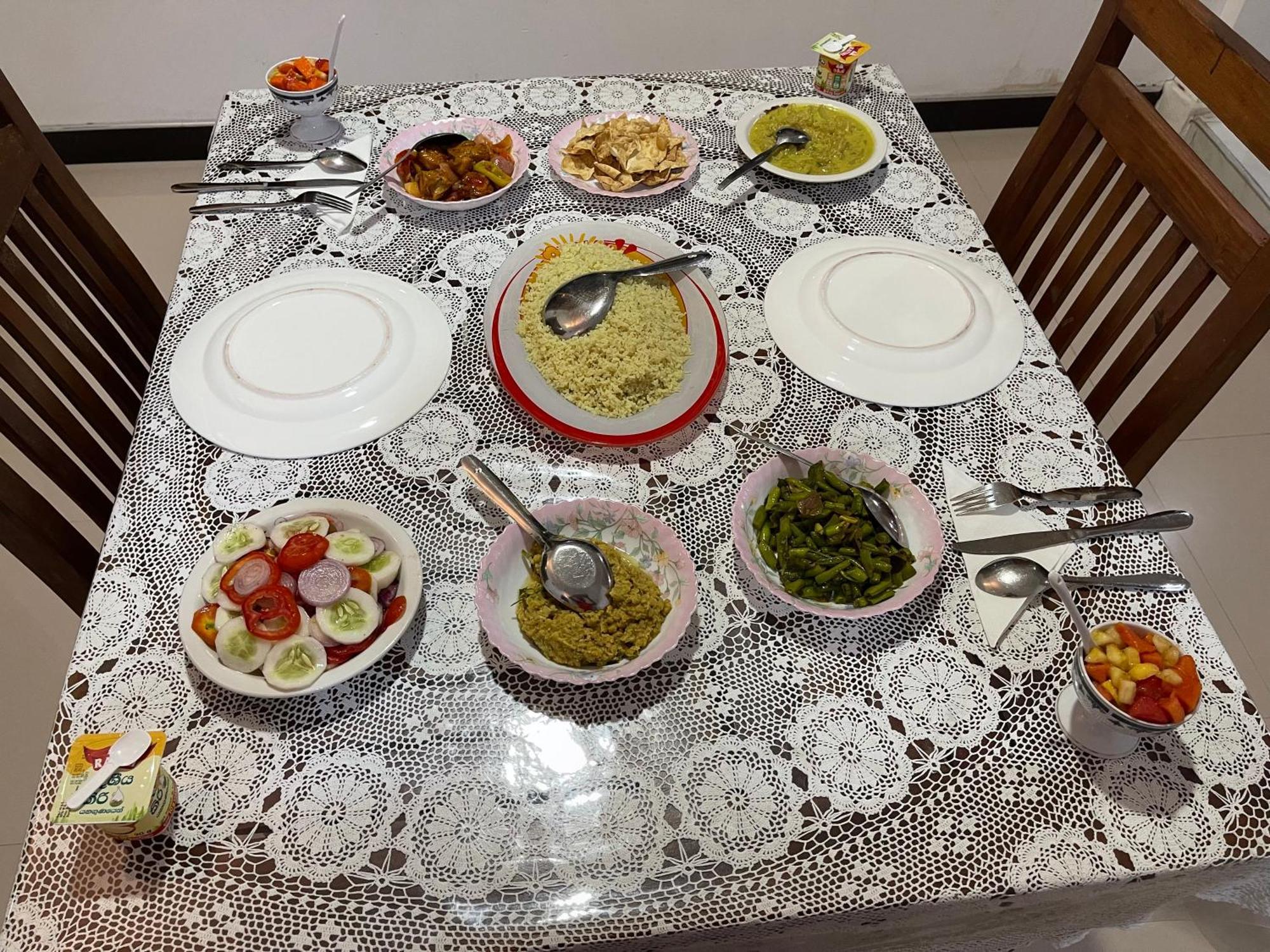 Geethani Tourist Home Polonnâruvâ Extérieur photo