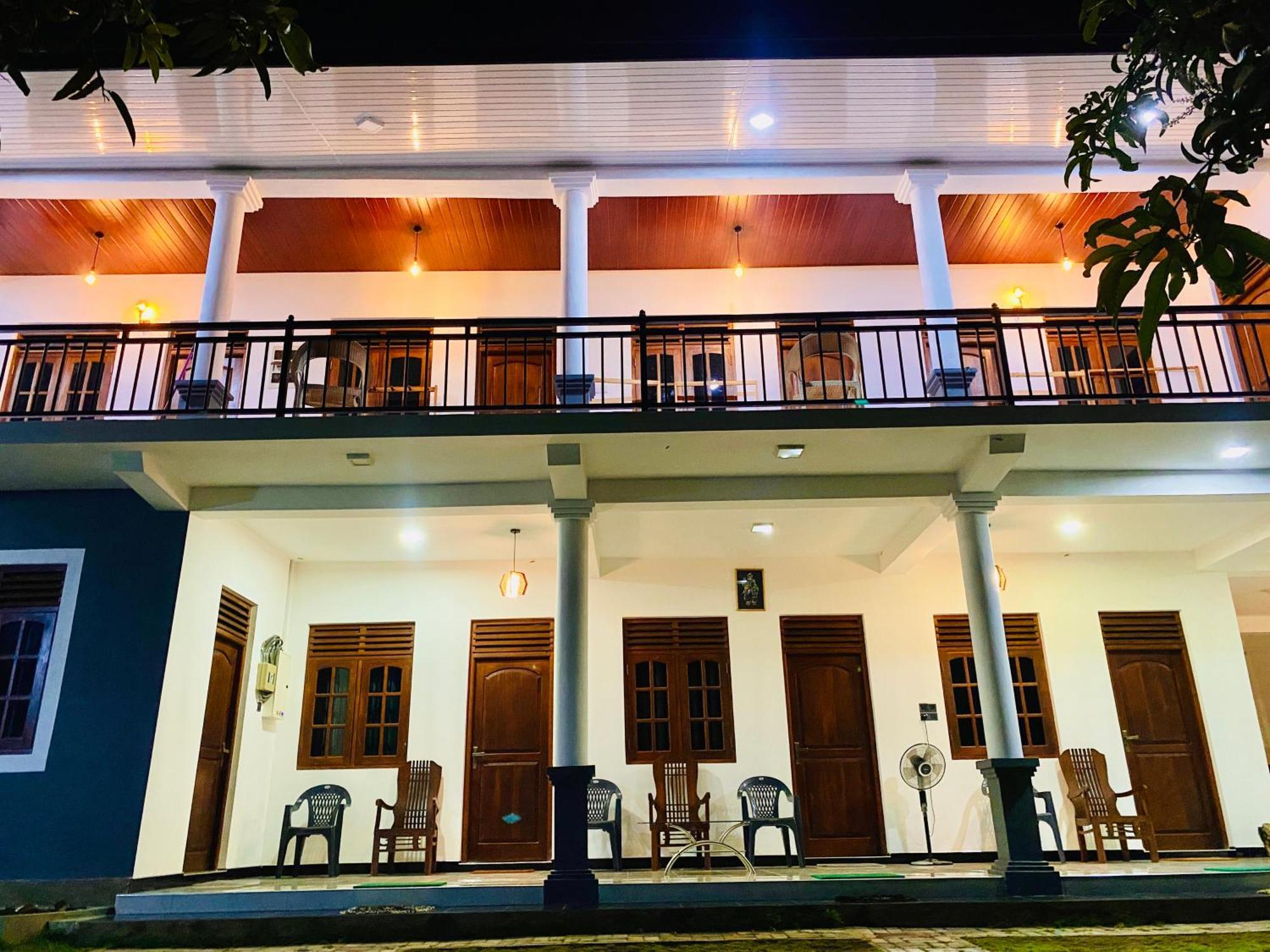 Geethani Tourist Home Polonnâruvâ Extérieur photo